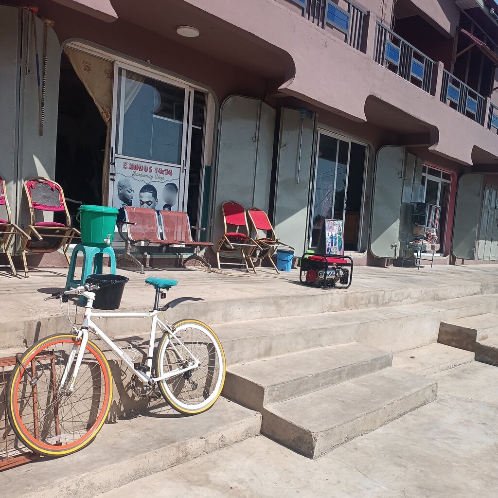 Hairdresser Exodus 14: 14, Earth, photo