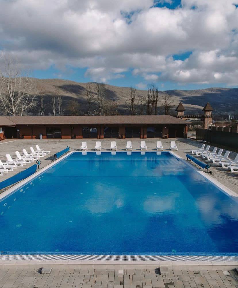 Фото Загородный клуб Ласточкино Гнездо