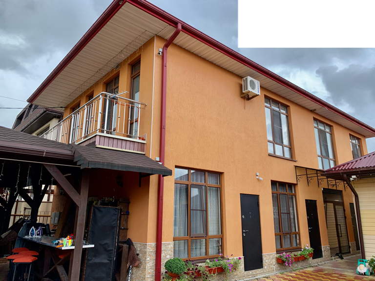 Фото Август