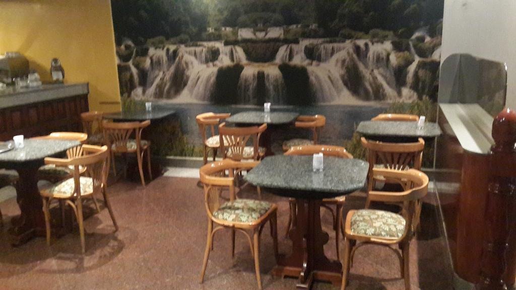 Фото Diplomat Hotel