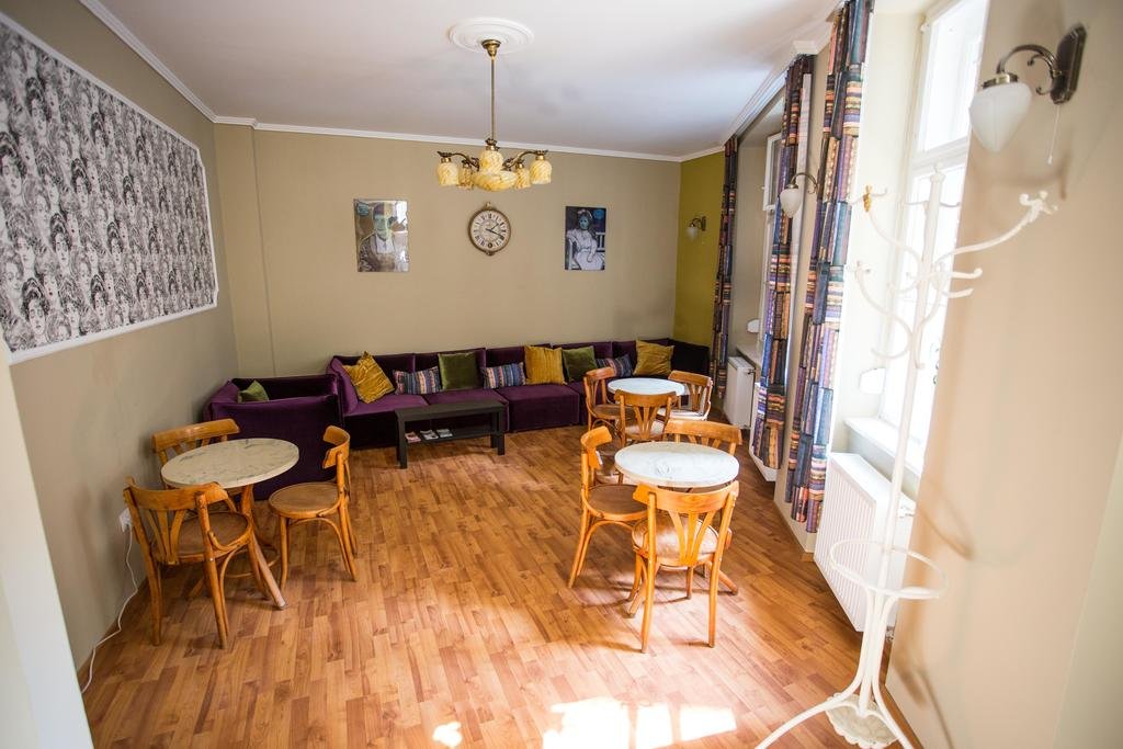 Фото Oasis Guest House Budapest
