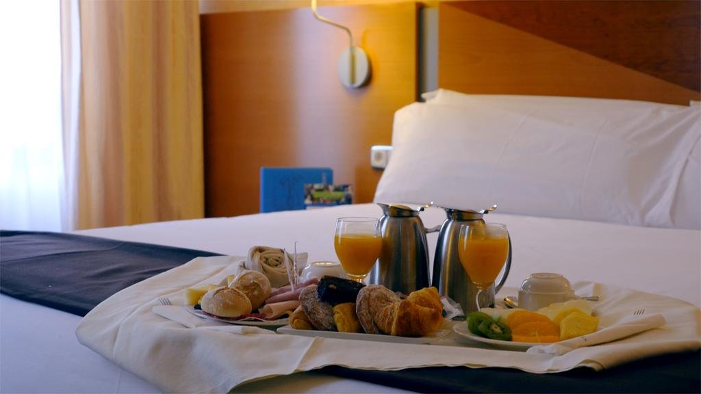 Фото Oca Villa de Avilés Hotel