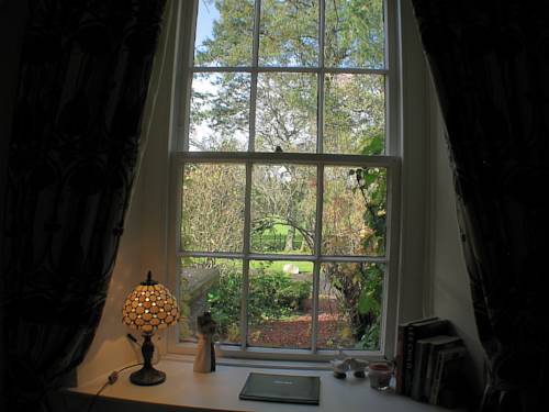 Фото Auchendennan Luxury Self Catering Cottages