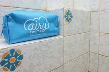 Фото Airy Asemka Toko Tiga Seberang 27 Jakarta