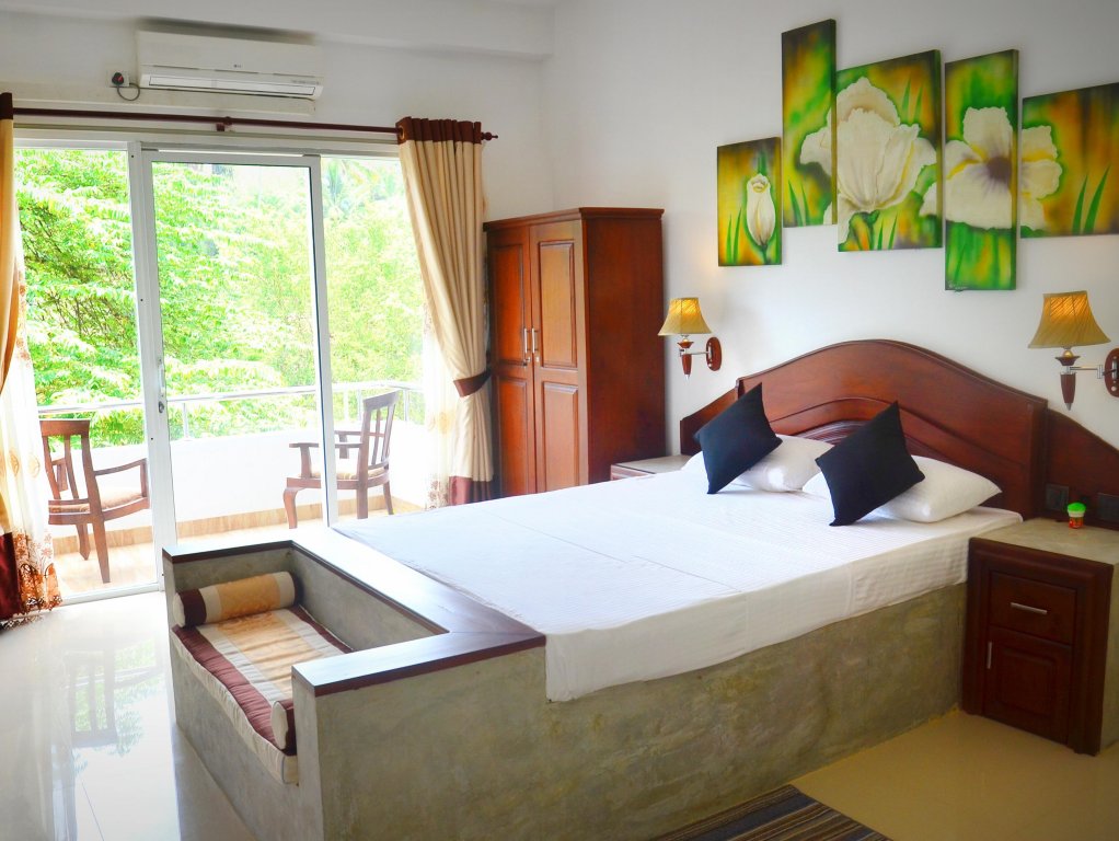 Фото Hotel Sunrich Kandy