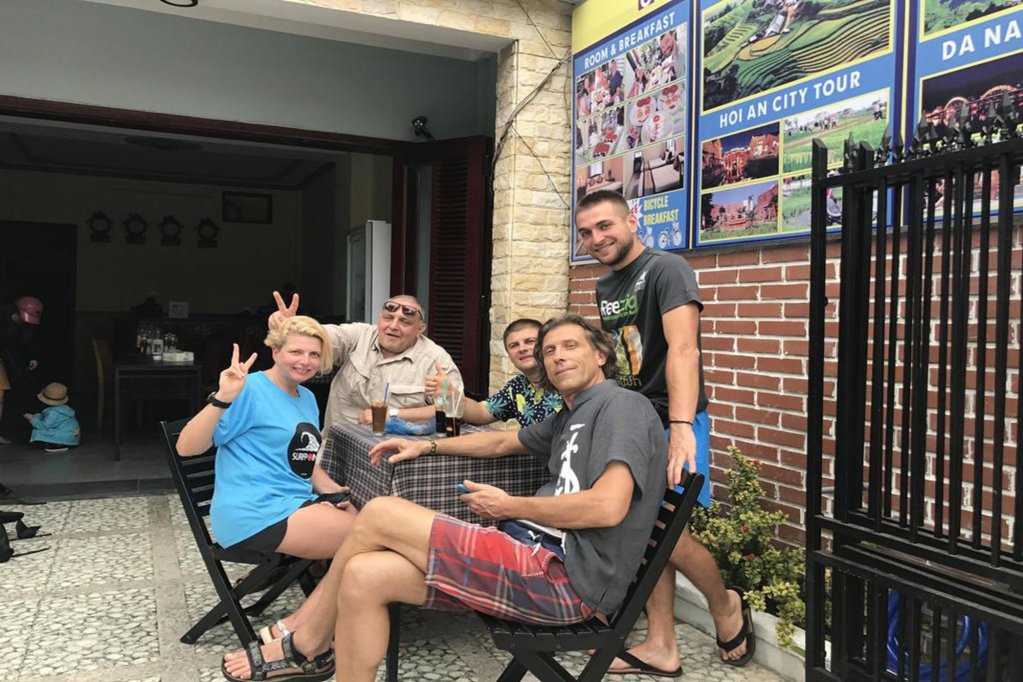 Фото Uptown Hotel