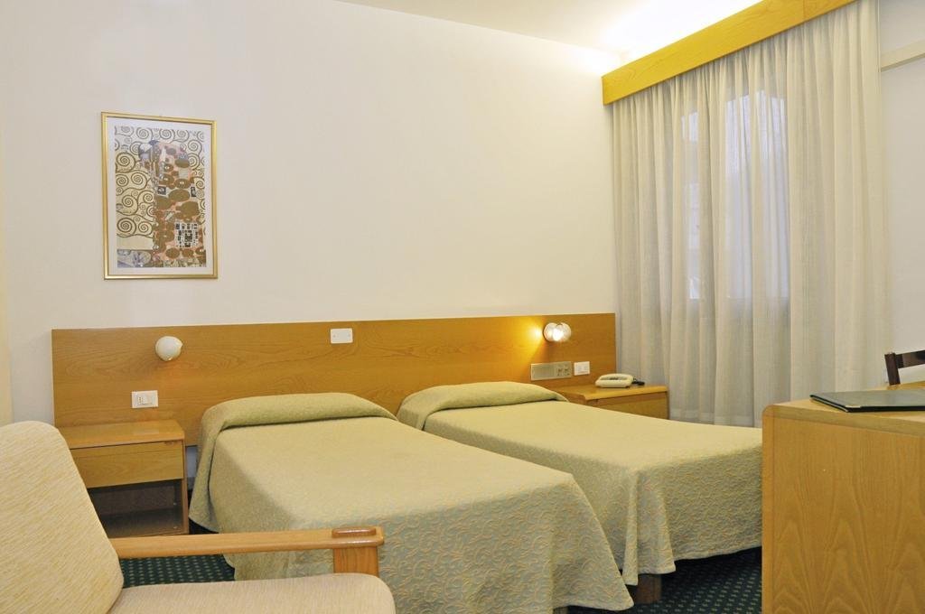 Фото Hotel Bella Venezia