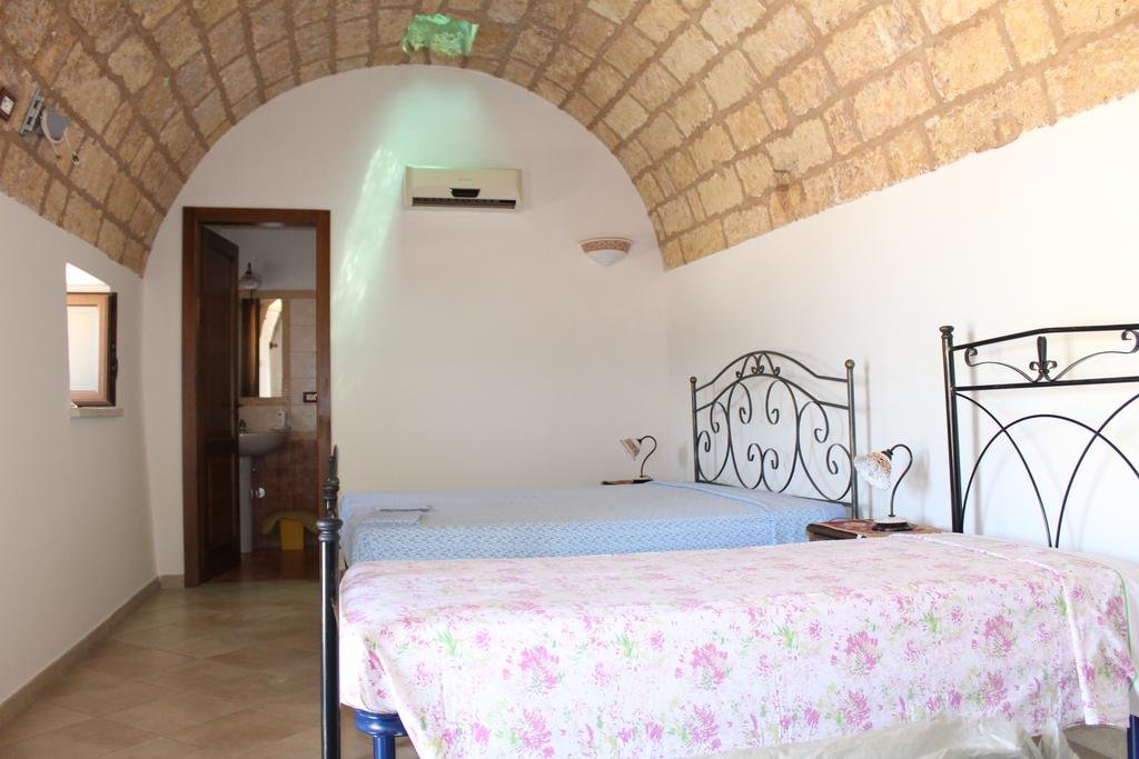 Фото Masseria Li Curti