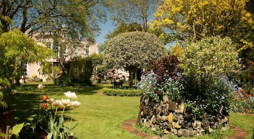 Внешний вид отеля Ocklynge Manor в Истборне, фото 1