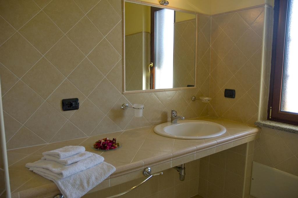 Фото Bed&Breakfast La Villa Soverato