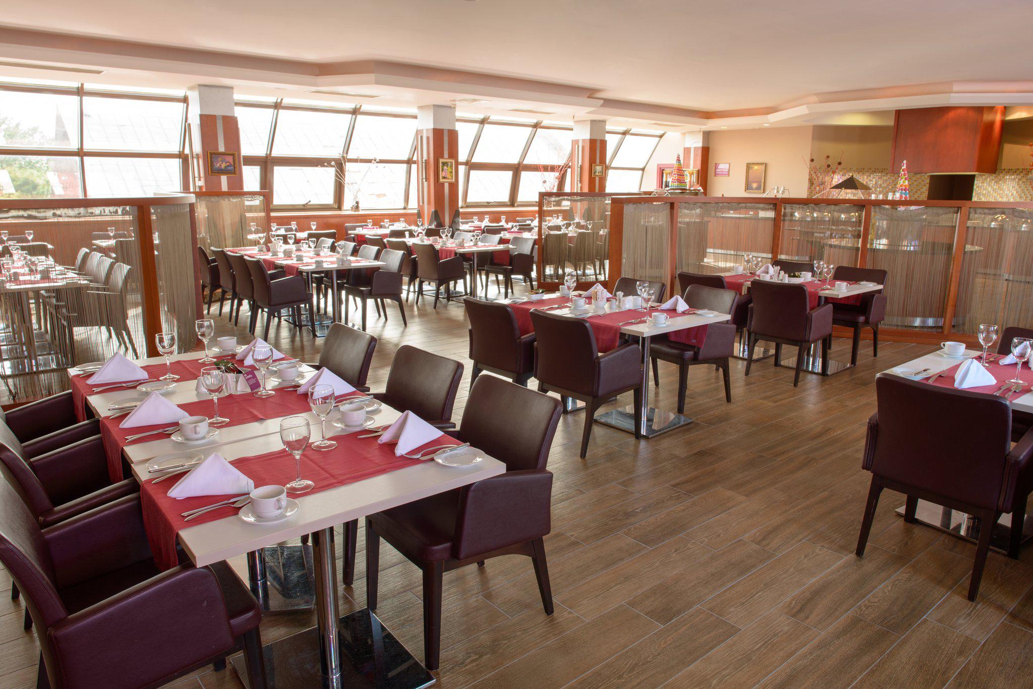 Фото Crowne Plaza Minsk