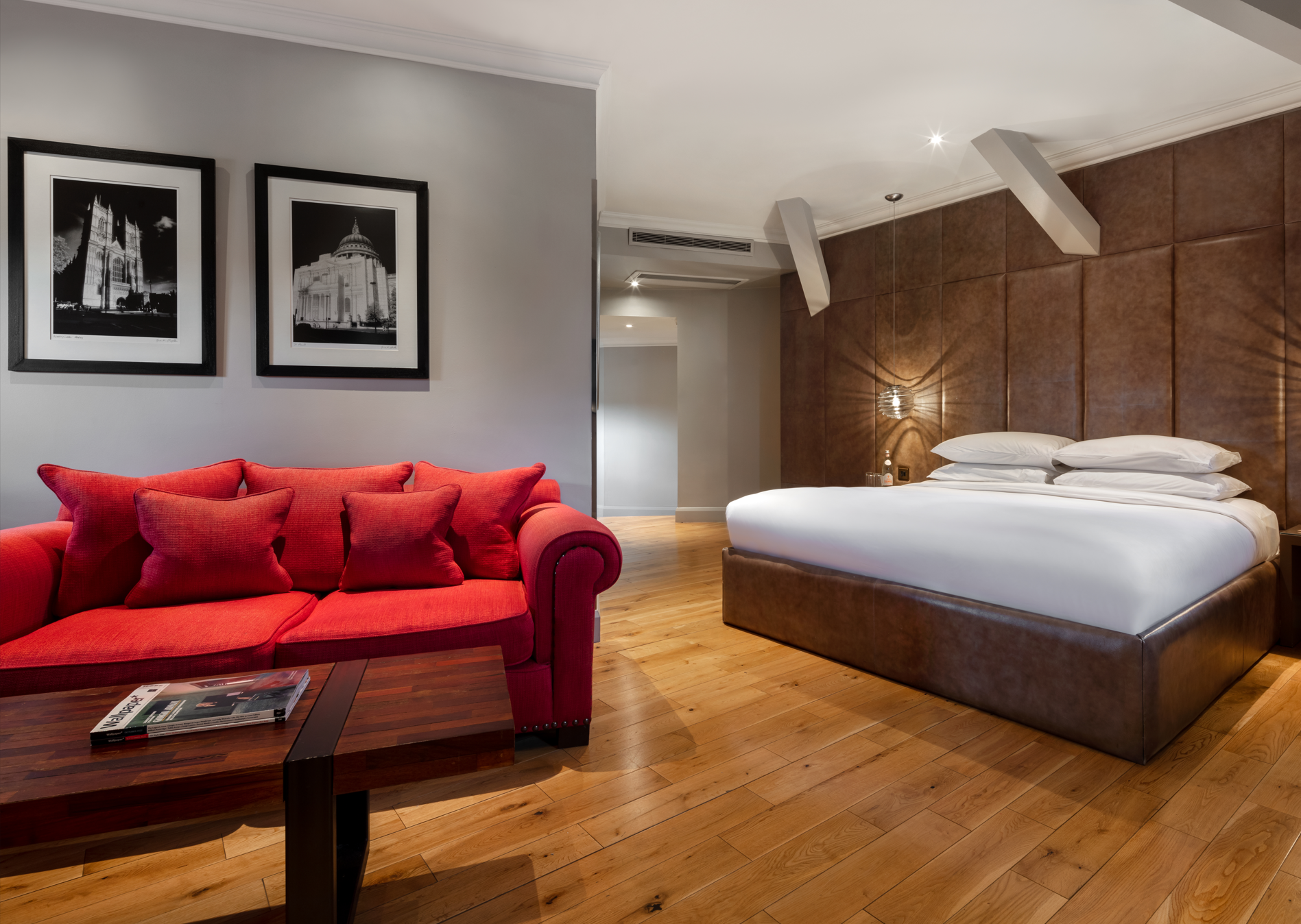 Фото Radisson Blu Edwardian Bloomsbury Street Hotel, London