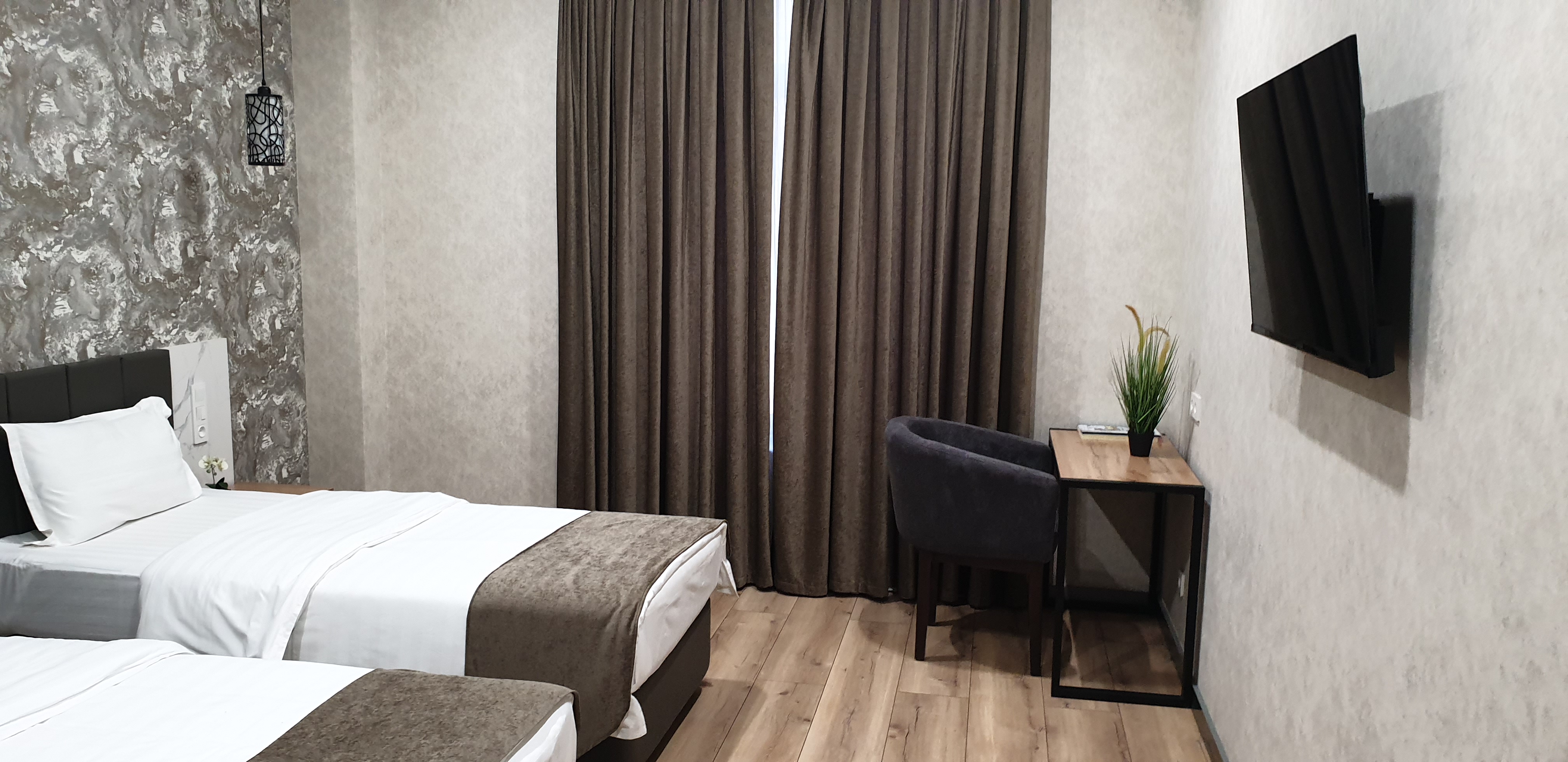 Фото Alpha Plaza