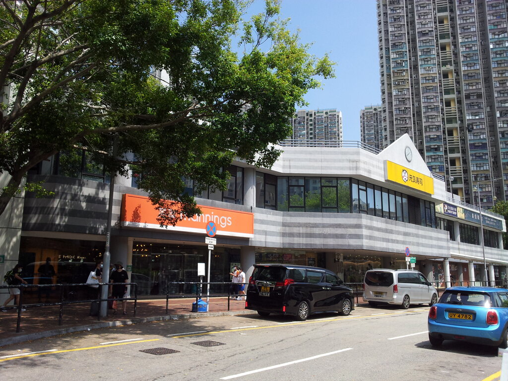 Shopping mall Tin Yiu Plaza, Yuen Long, photo