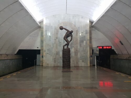 Динамо (Yekaterinburg, Nikolaya Nikonova Street, 18), metro station