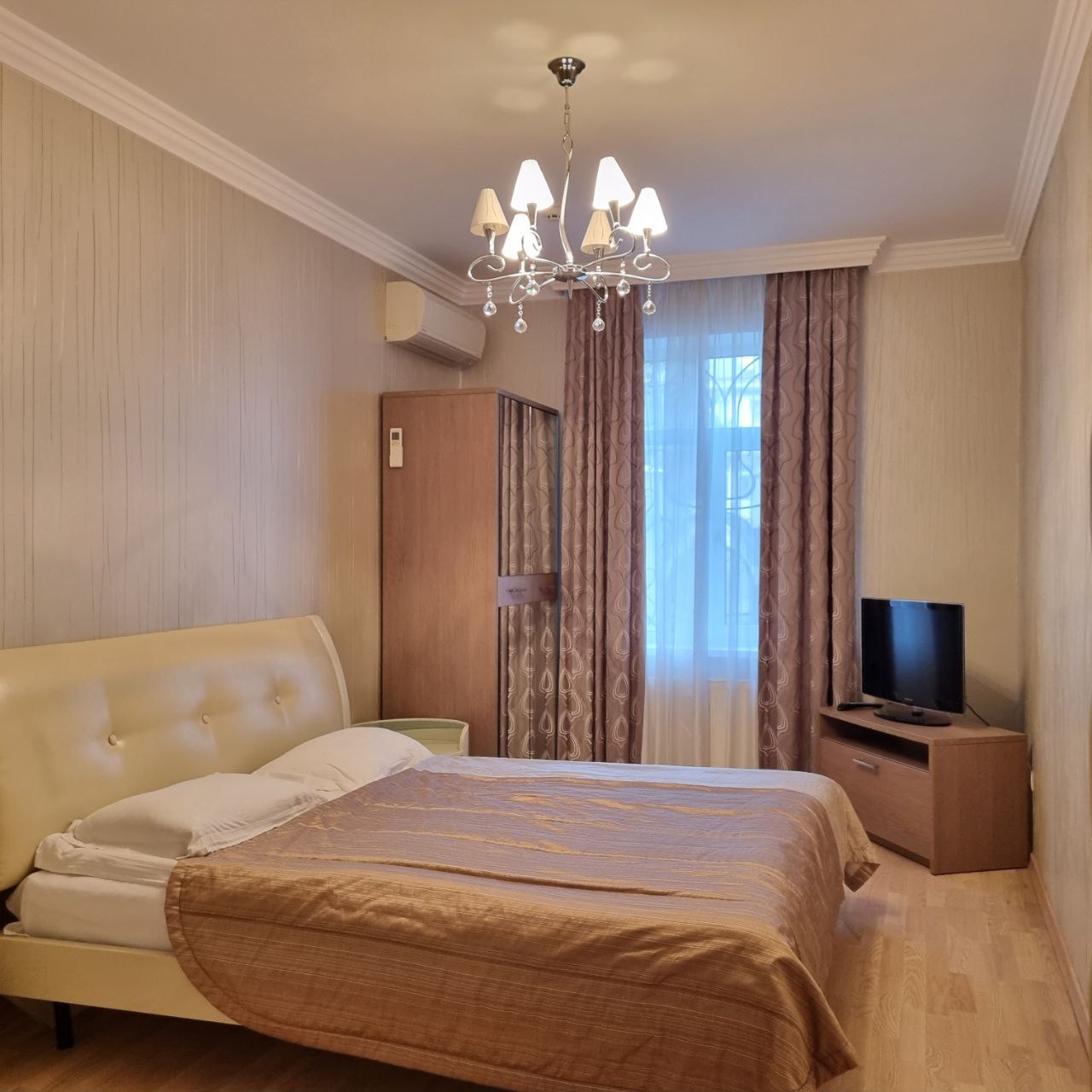 Фото Каштановый особняк