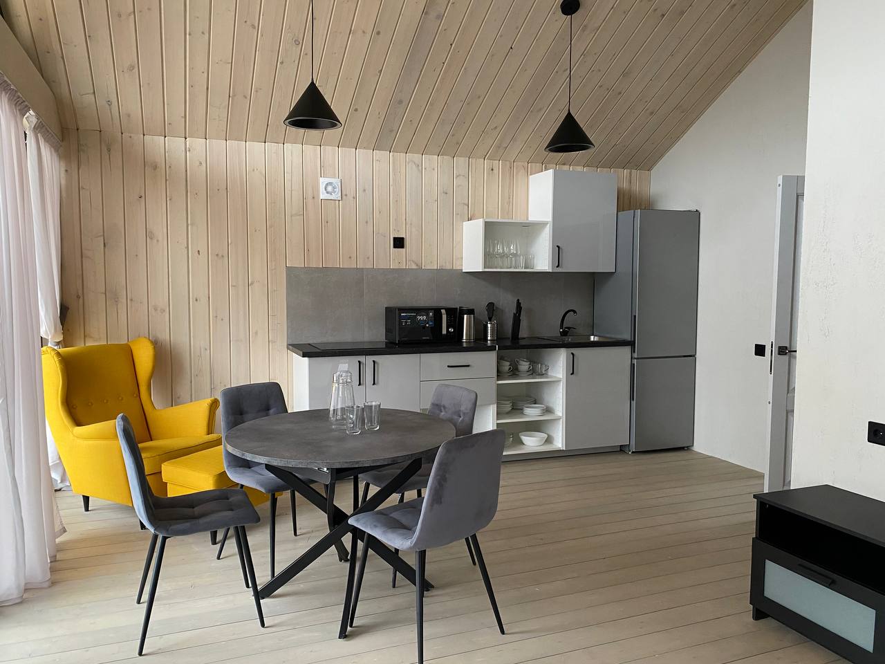 Фото БарнХаус Вилэдж