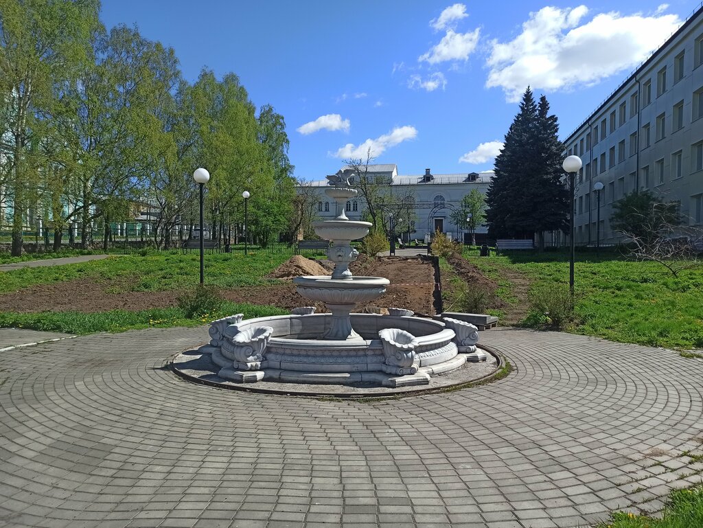 Monument to technology Самобеглая коляска Шамшуренкова, Yaransk, photo