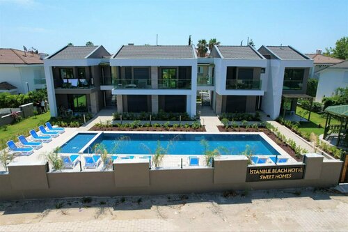 Istanbul Beach Sweet Homes