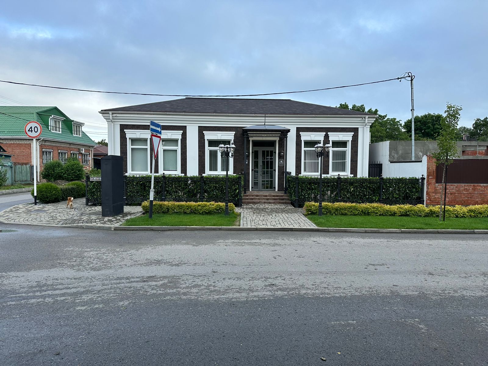 Фото отеля 1