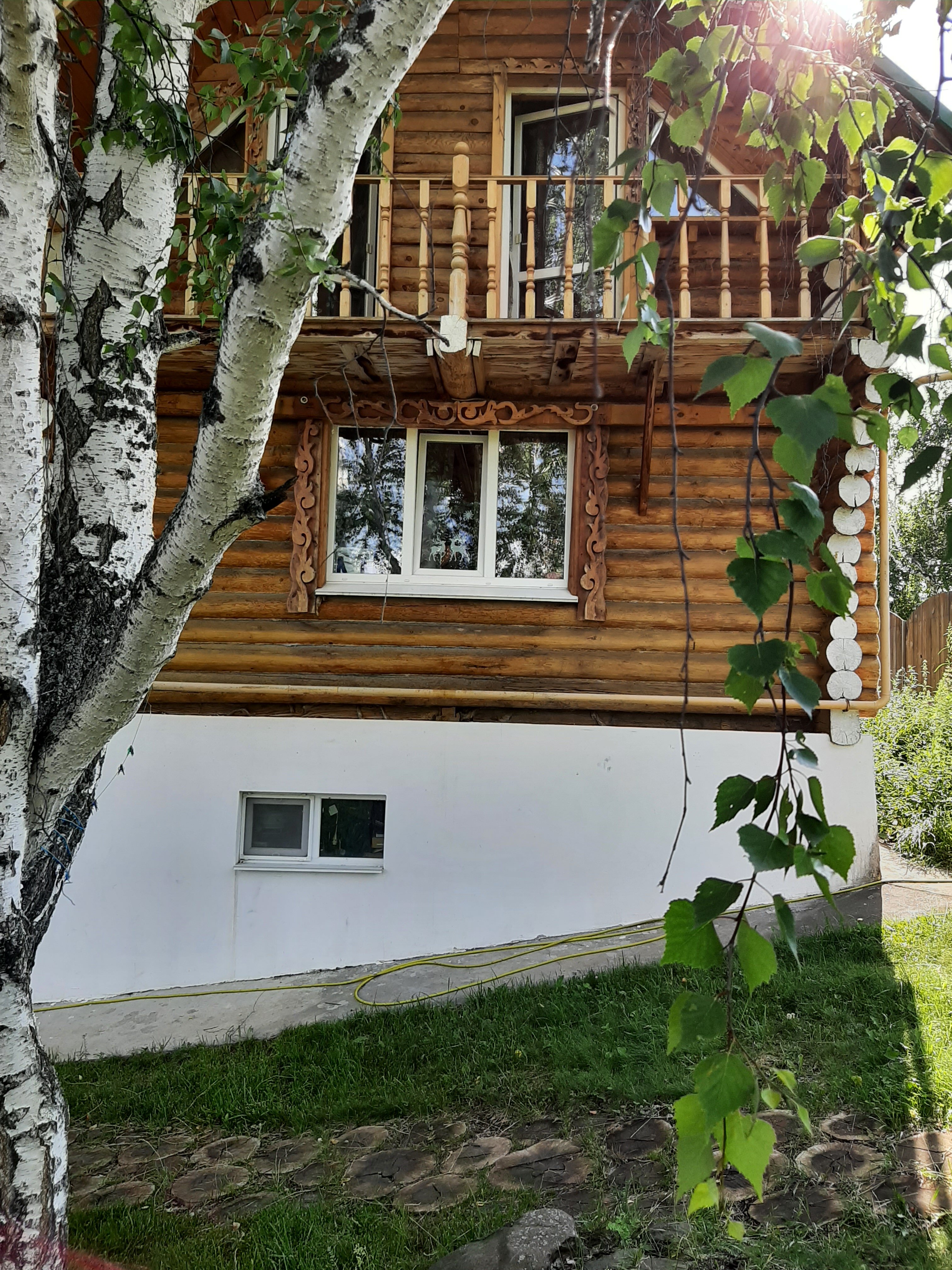 Фото Теремок в горах