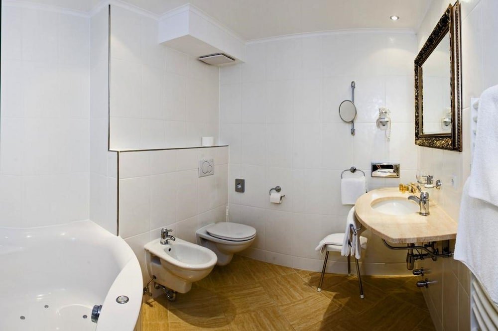 Фото Best Western Plus Hotel Goldener Adler Innsbruck