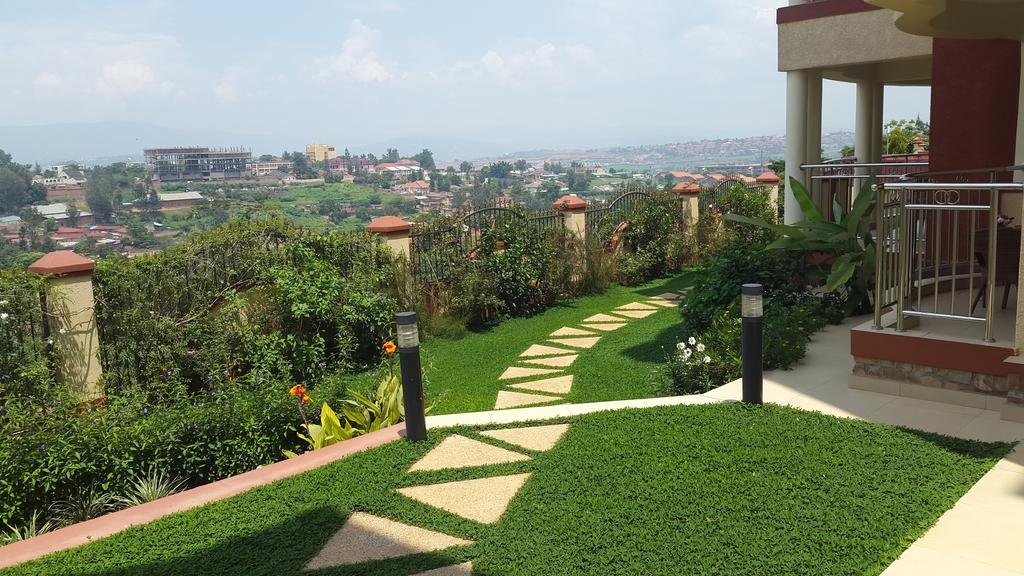 Фото Rohi Apartment Hotel