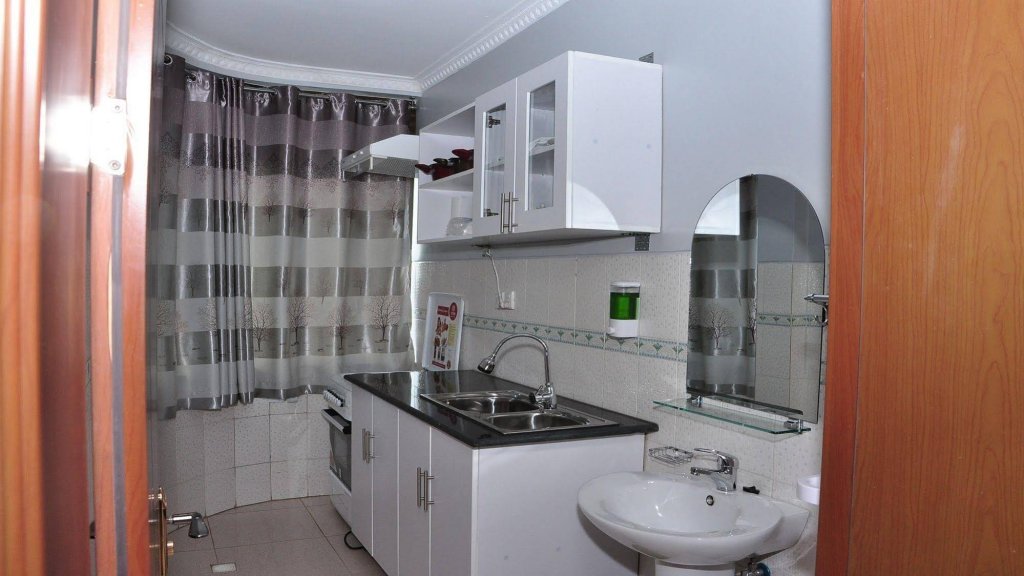 Фото Five to Five Hotel