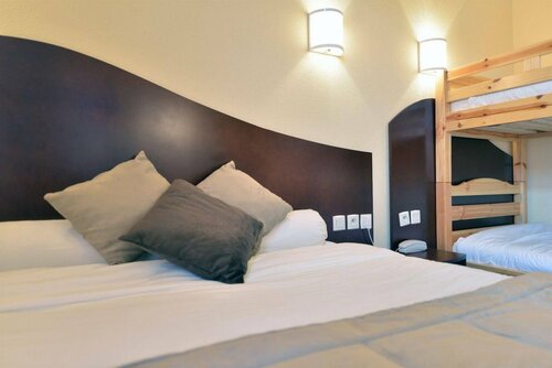 Гостиница Hôtel Les Commerçants в Клермон-Ферране