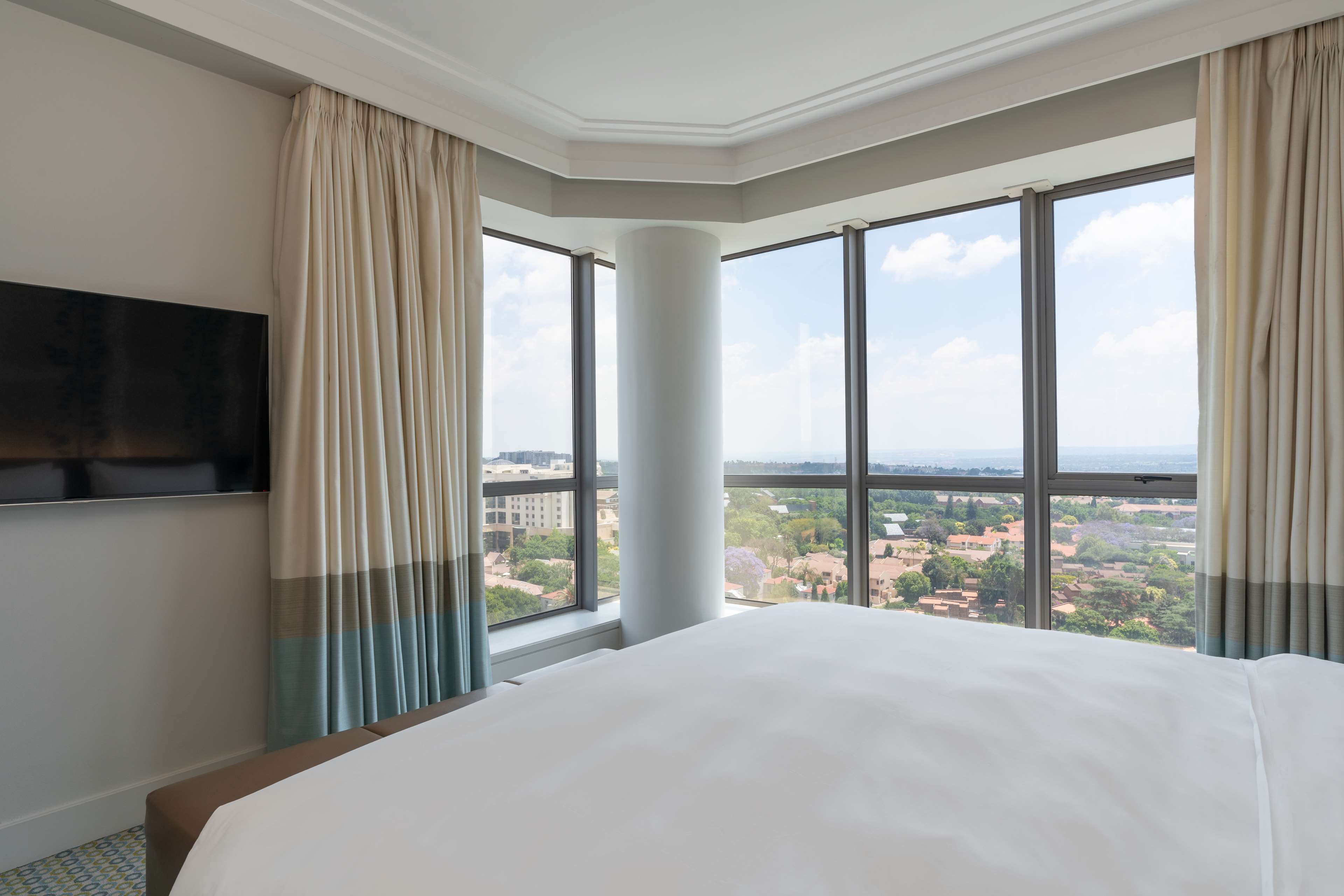 Фото Radisson Blu Hotel, Sandton Johannesburg