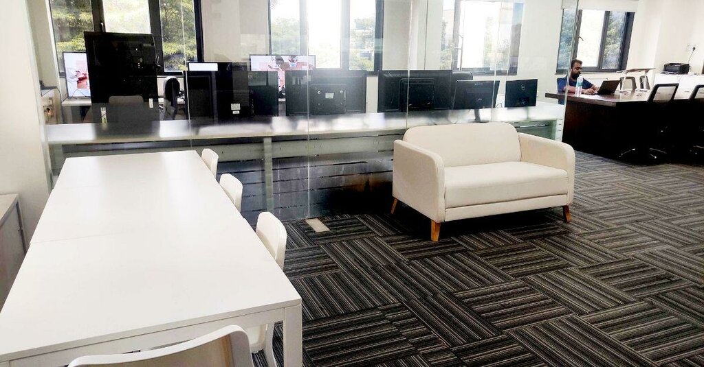 Computer repairs and services Pickcel Digital Signage, New York, photo