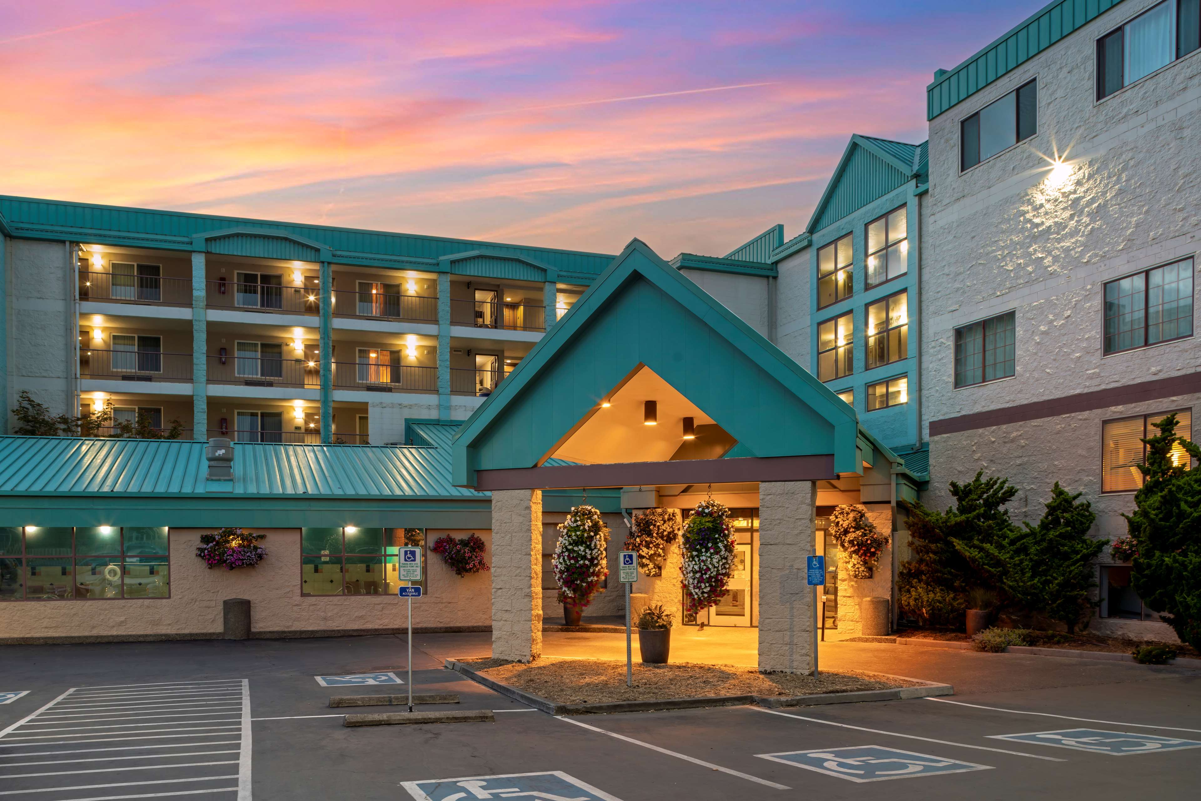 Фото отеля 3