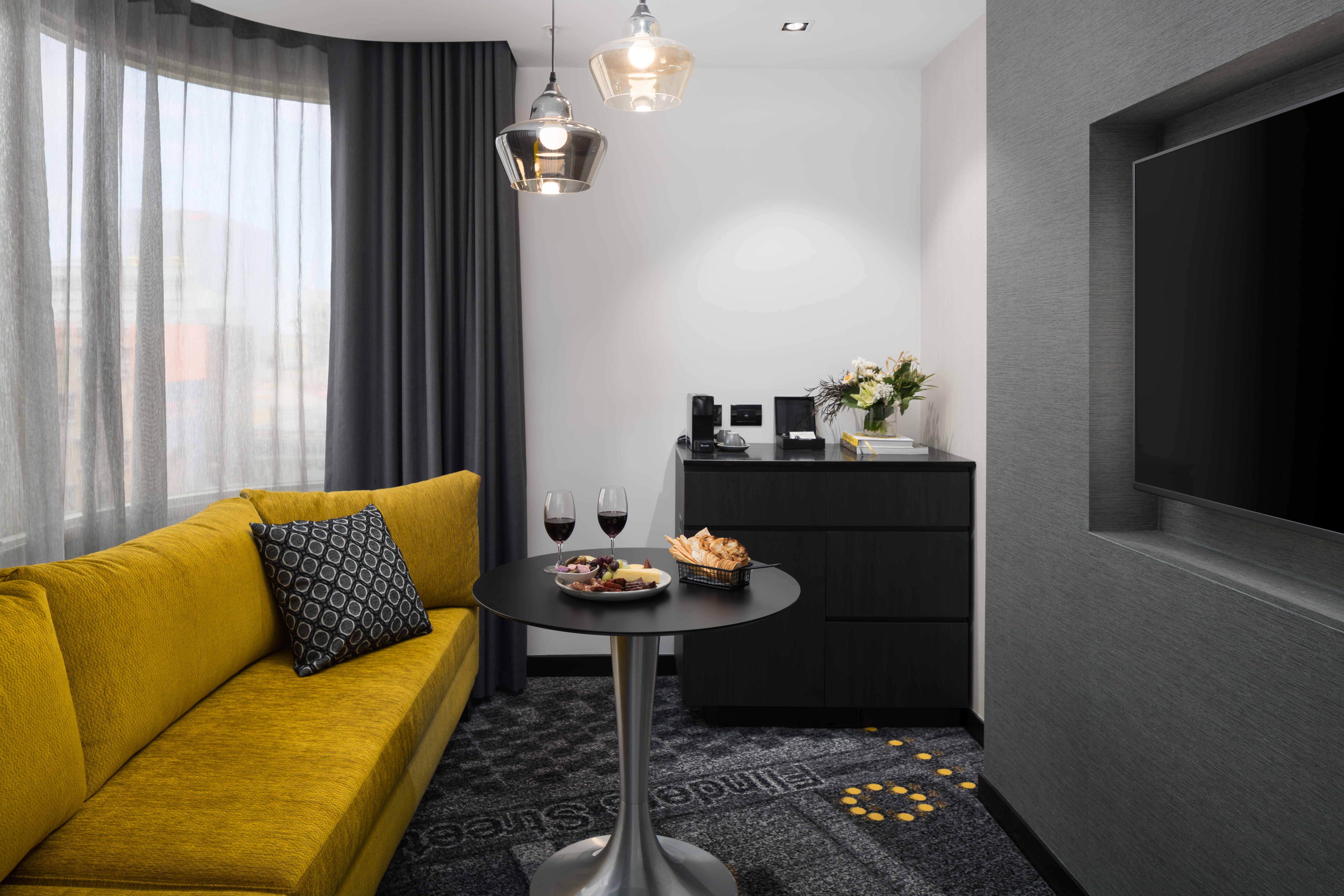 Фото DoubleTree by Hilton Hotel Melbourne - Flinders Street