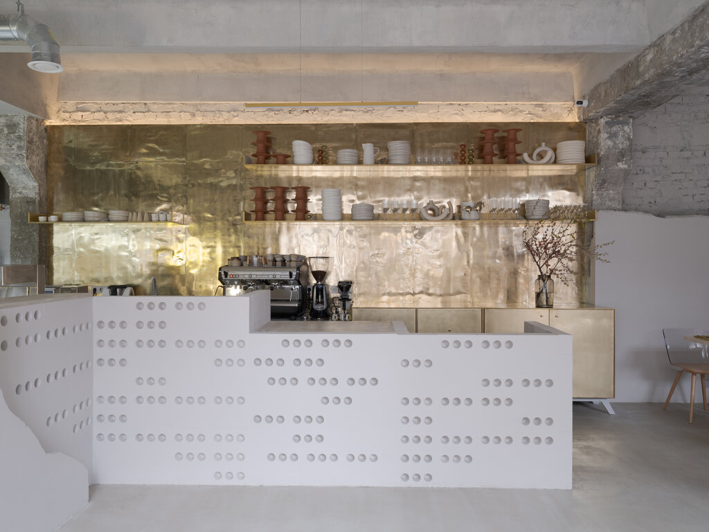 Hydra by Gray Design
