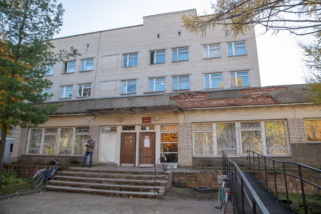 Hospital Dnovskaya Tsentralnaya Rayonnaya bolnitsa, Dno, photo