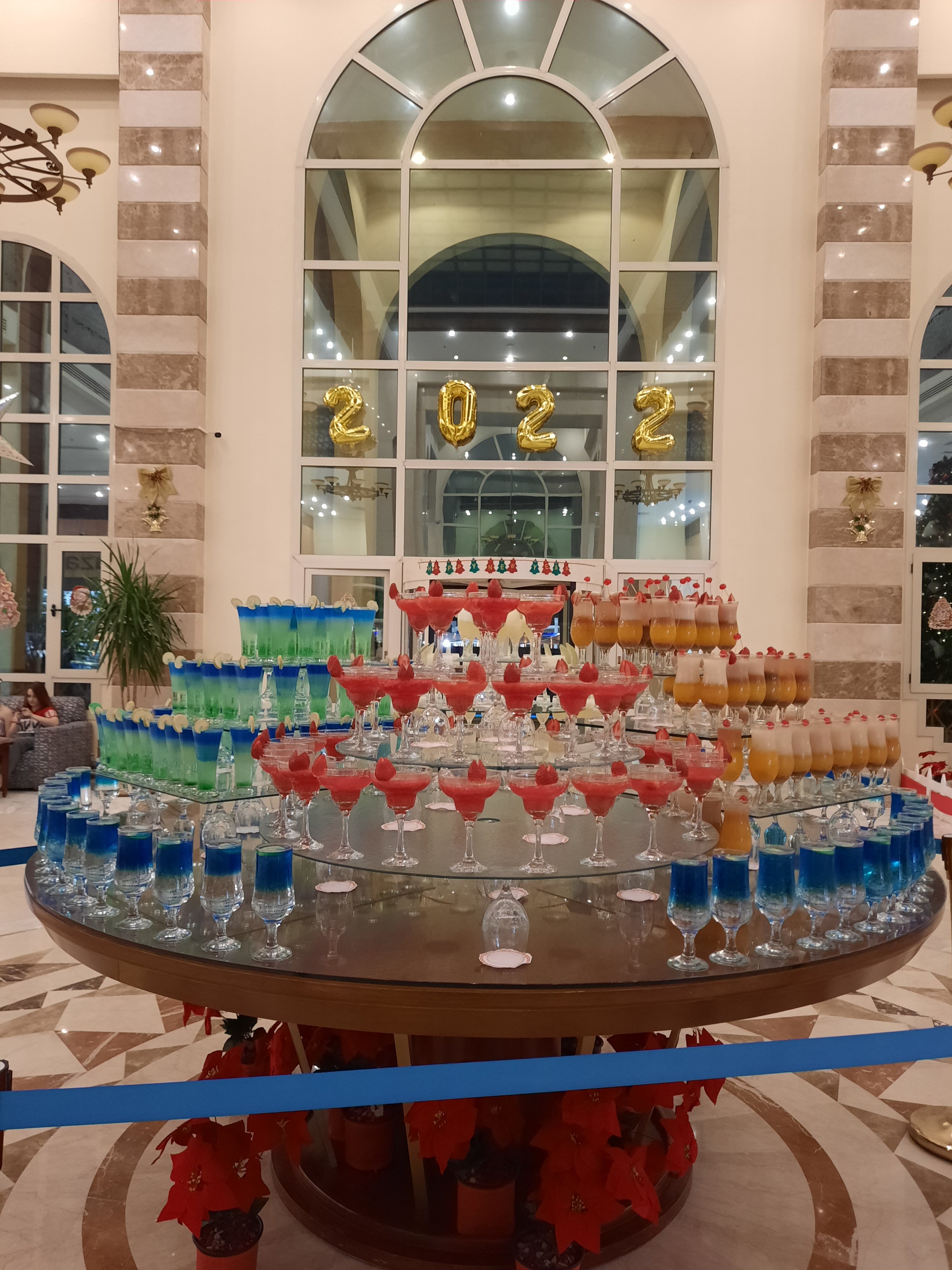 Фото Royal Lagoons Resort & Aquapark