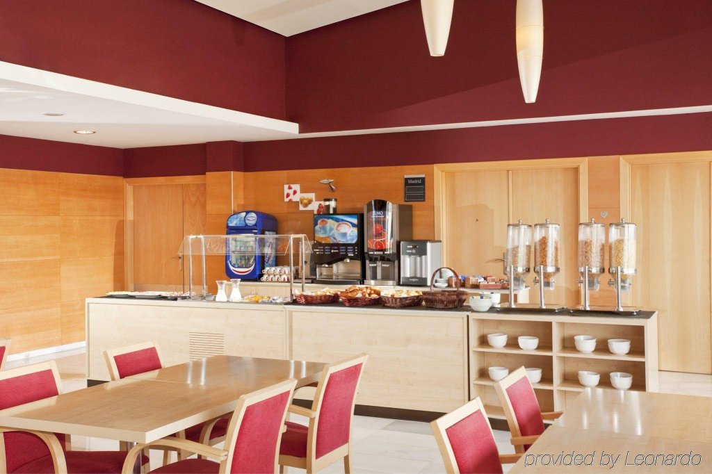 Фото Holiday Inn Express Madrid Rivas by IHG