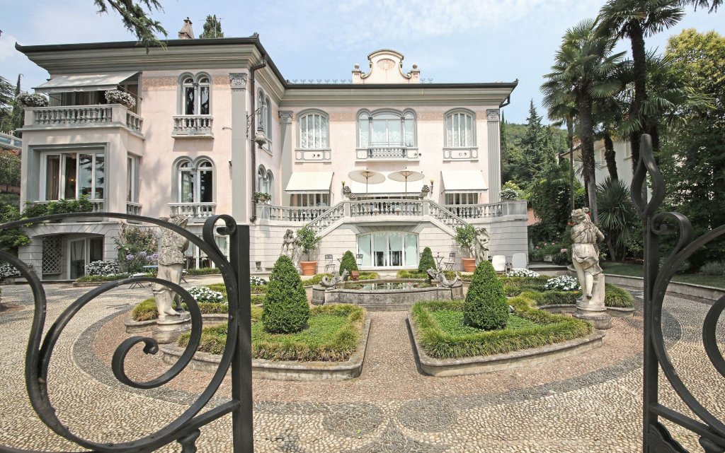 Фото La Vittoriana