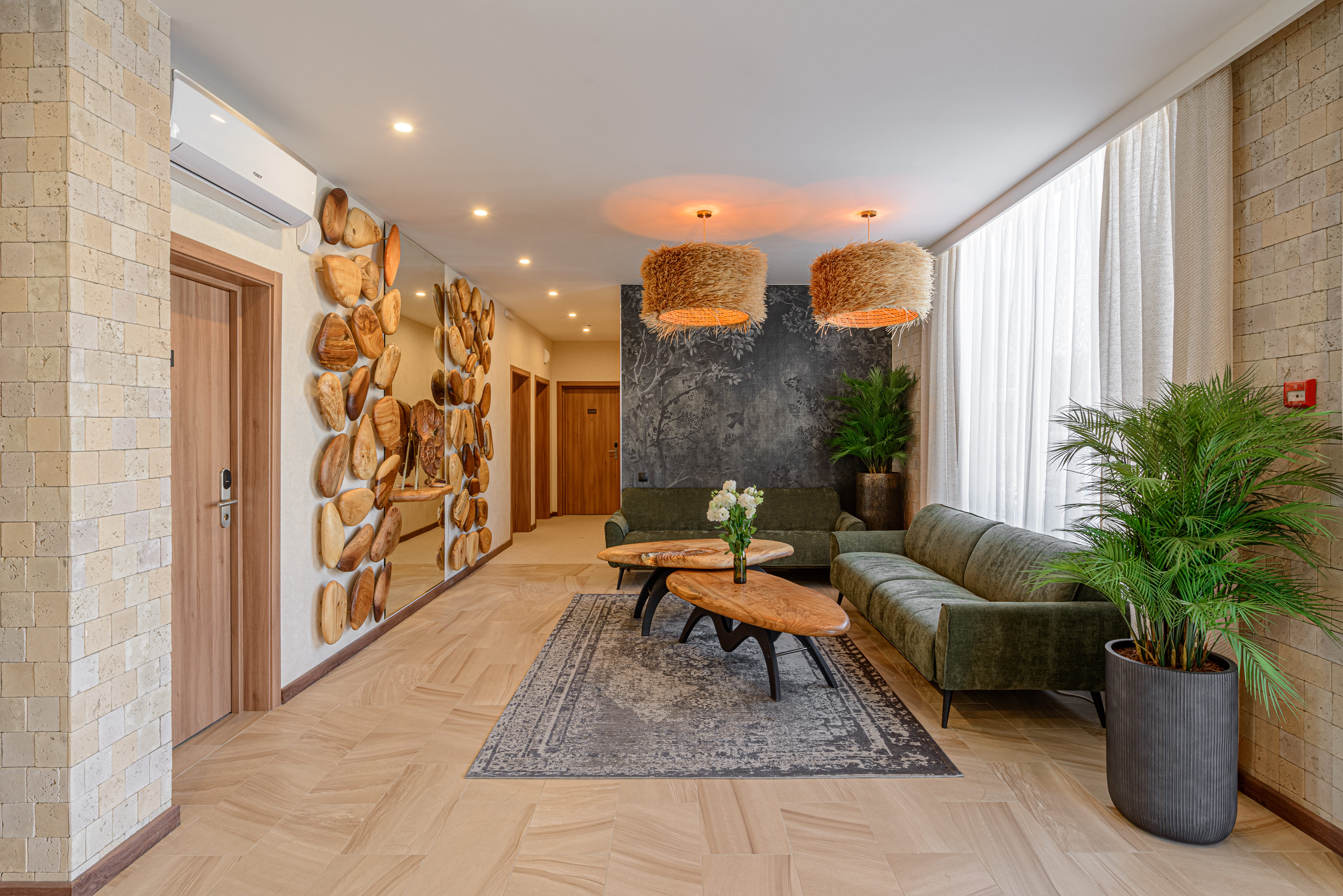 Фото Chateau Pinot Отель