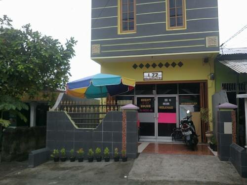 Гостиница K77 Guest House Medan в Медане