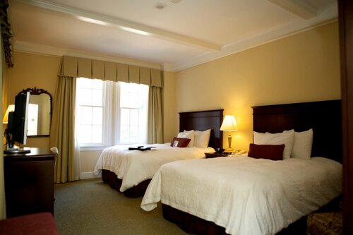 Гостиница Hampton Inn & Suites Birmingham-Downtown-Tutwiler в Бирмингеме