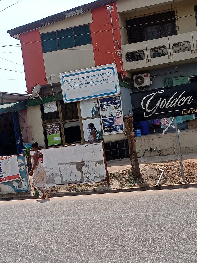 Business center Executive consumable ent, Accra, photo