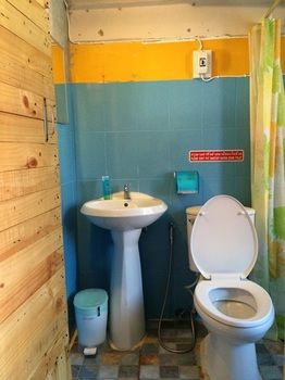 Фото The Living Place 2 - Hostel