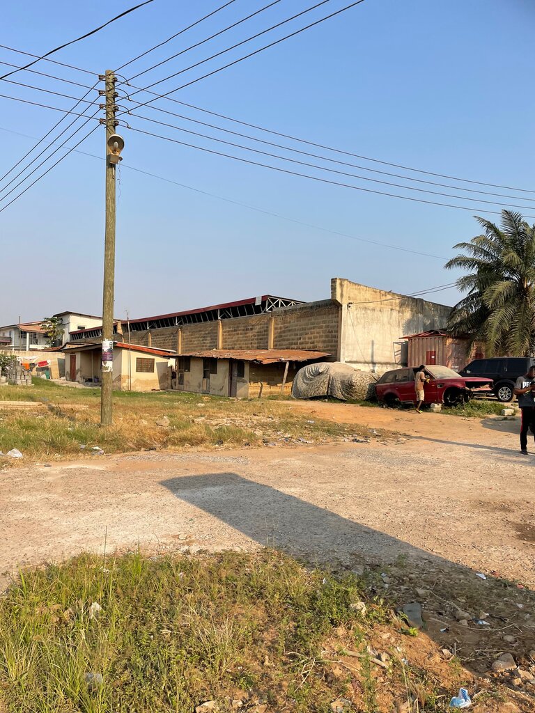 Hardware market Ofori Block Factory, Earth, photo