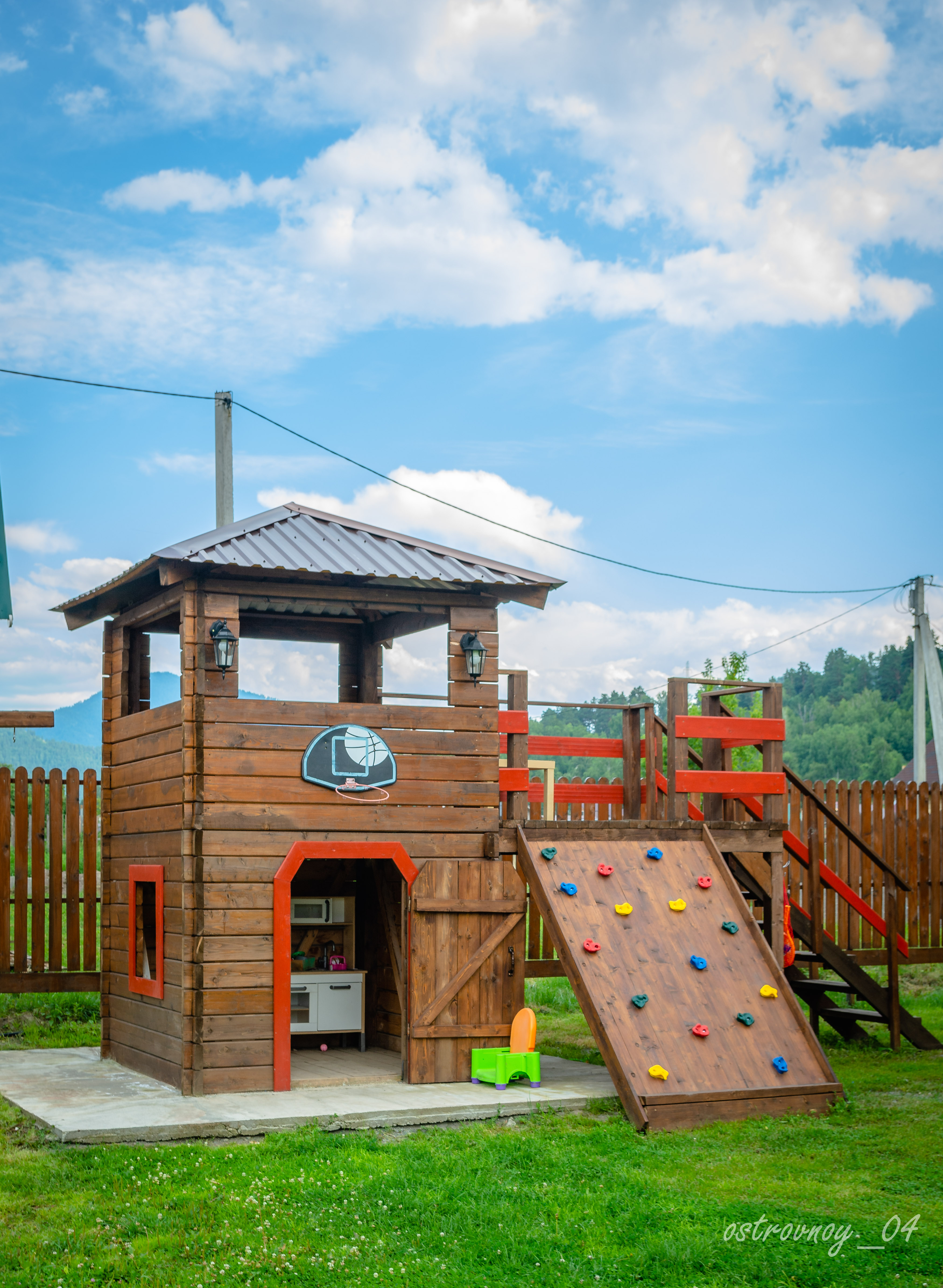 Фото Золотой медведь