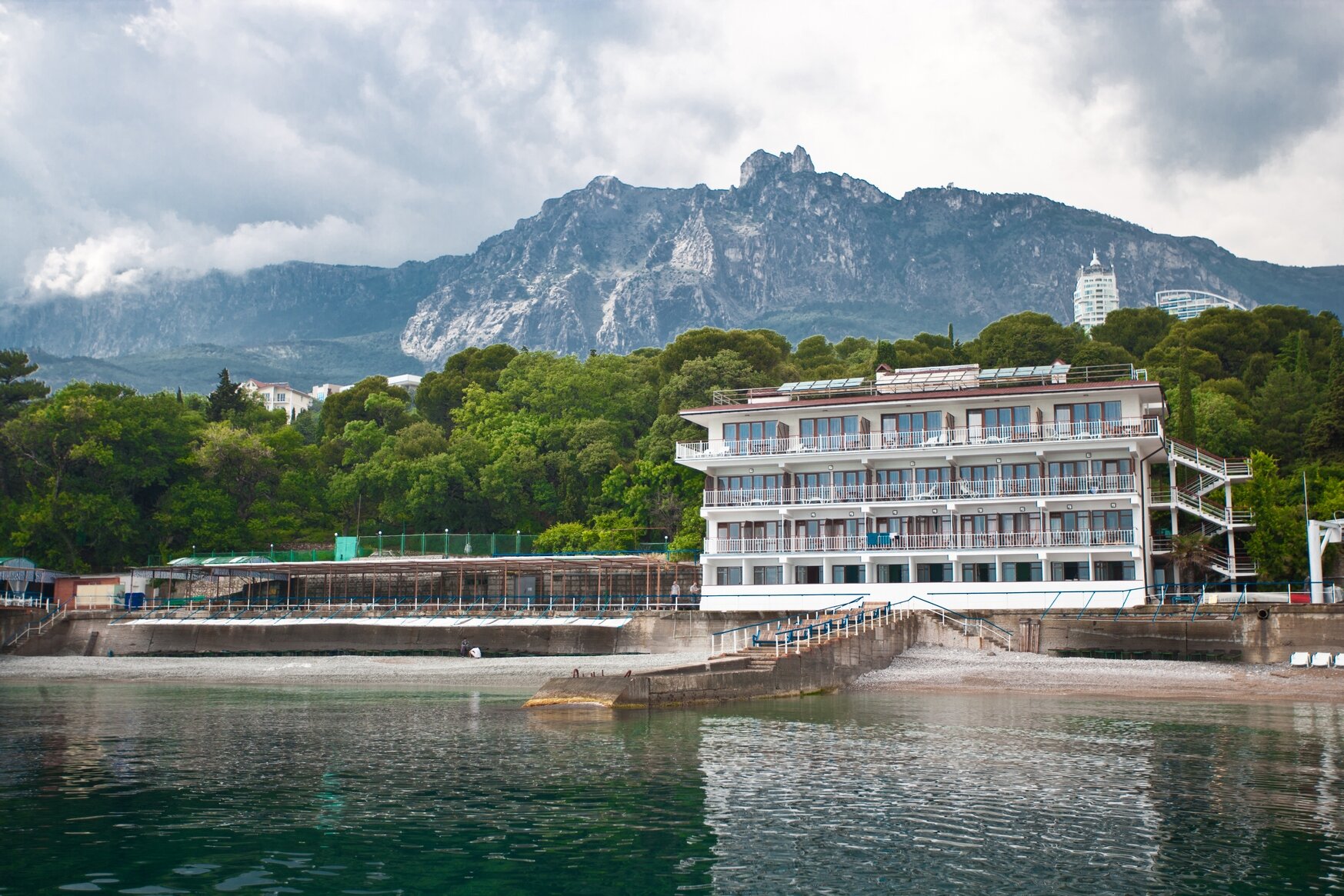 Фото отеля 1