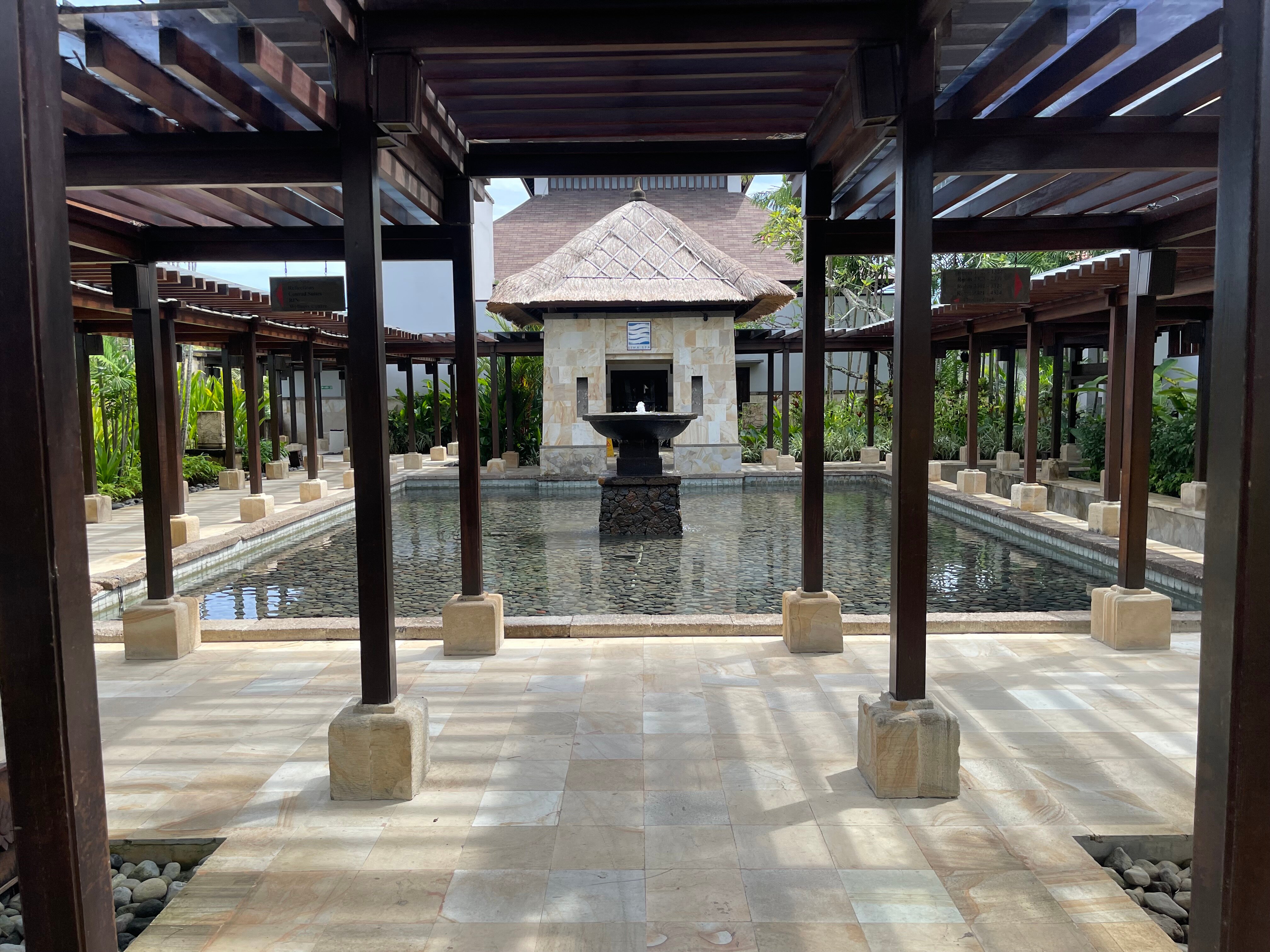 Фото Conrad Bali