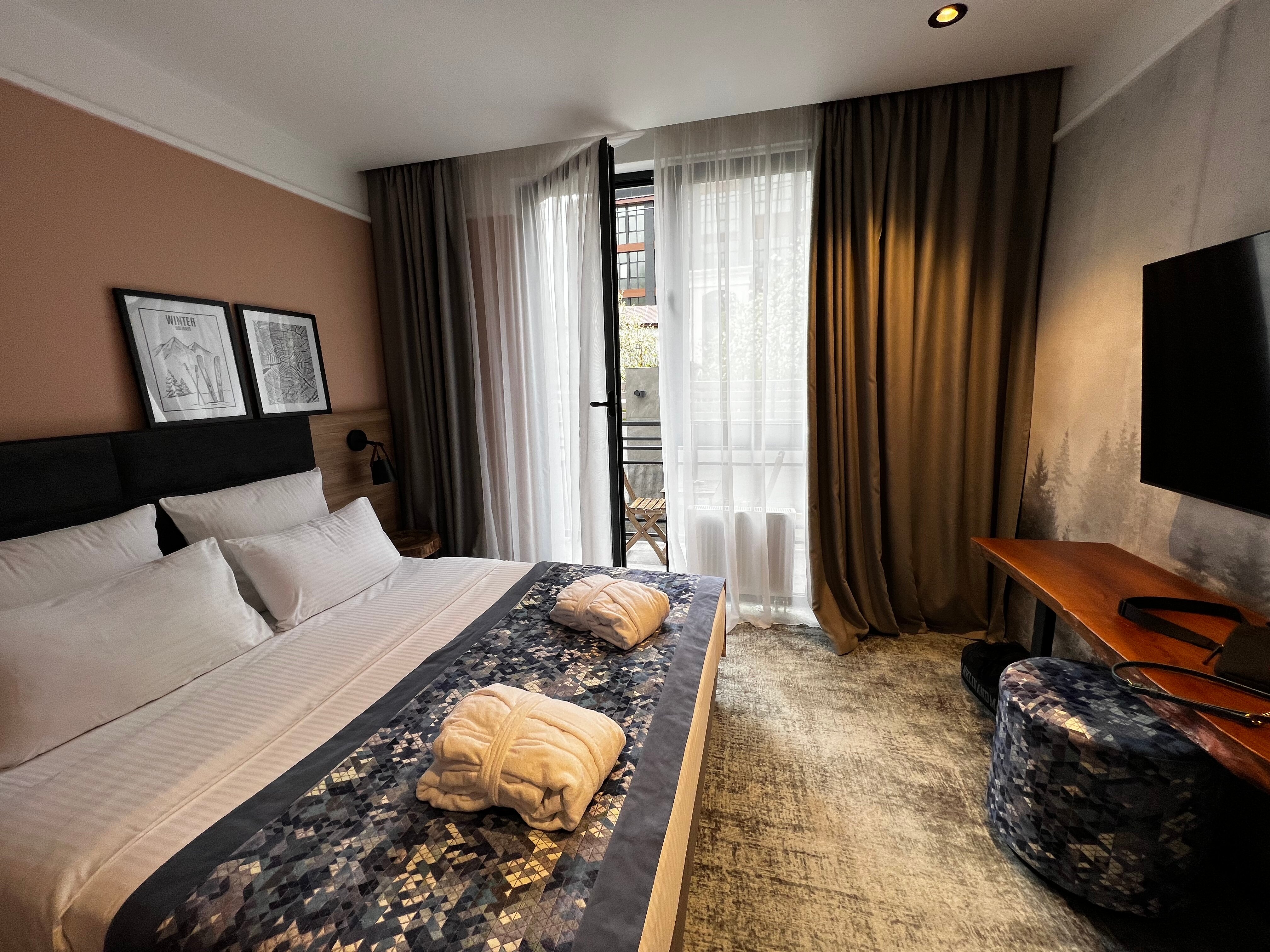 Фото Country Hills Resort