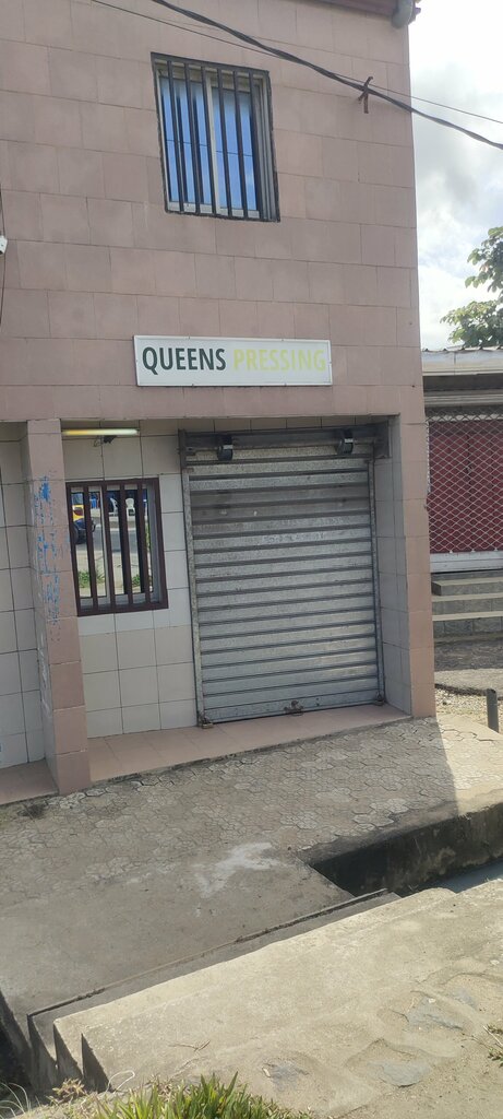 Dry cleaning Queens Dry-cleaning, Douala, photo