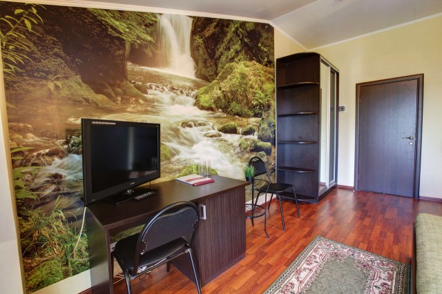 Фото Мэриан Холл